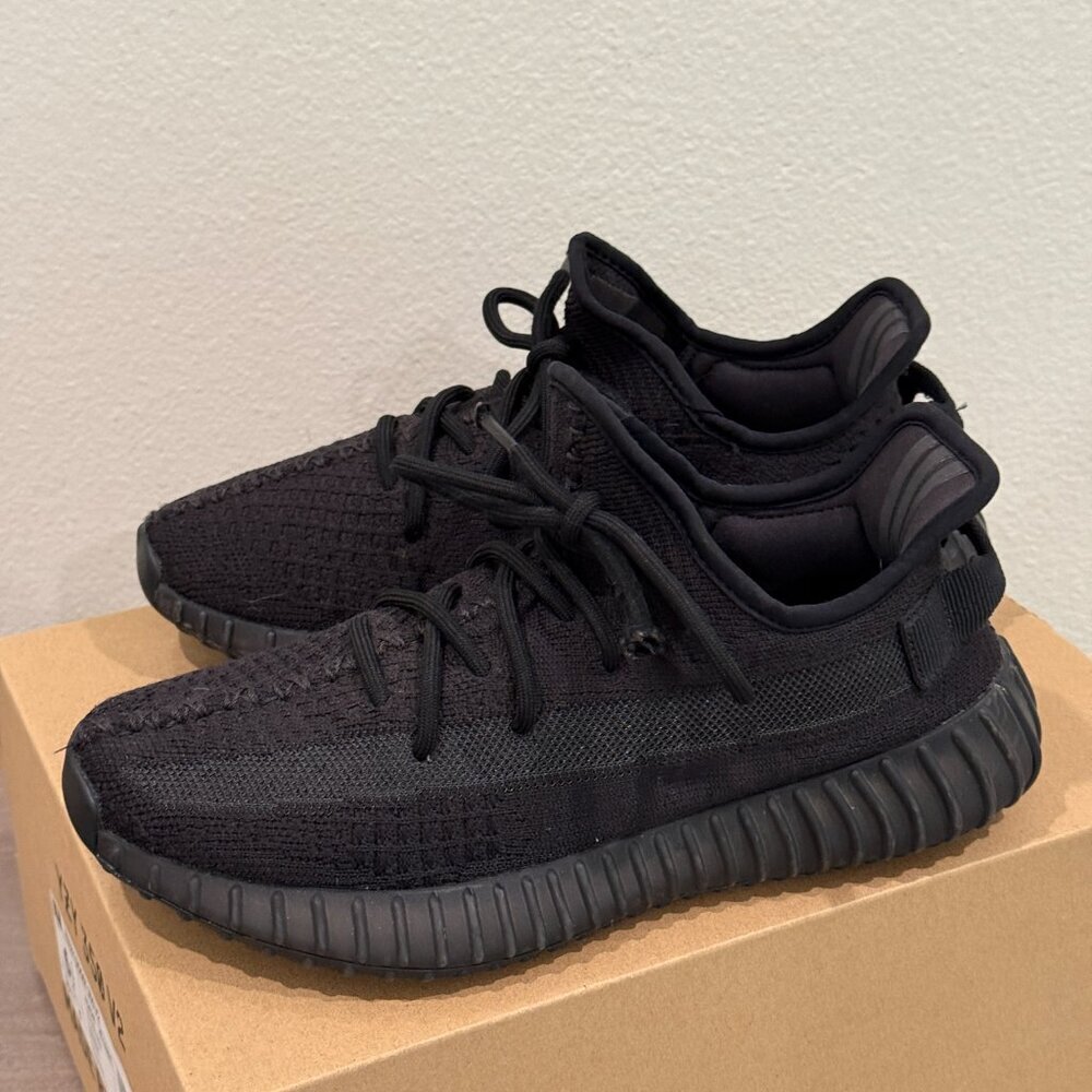 YEEZY BOOST 350 V2 HQ4540 ONYX/ONYX/ONYX - Picture 6 of 10